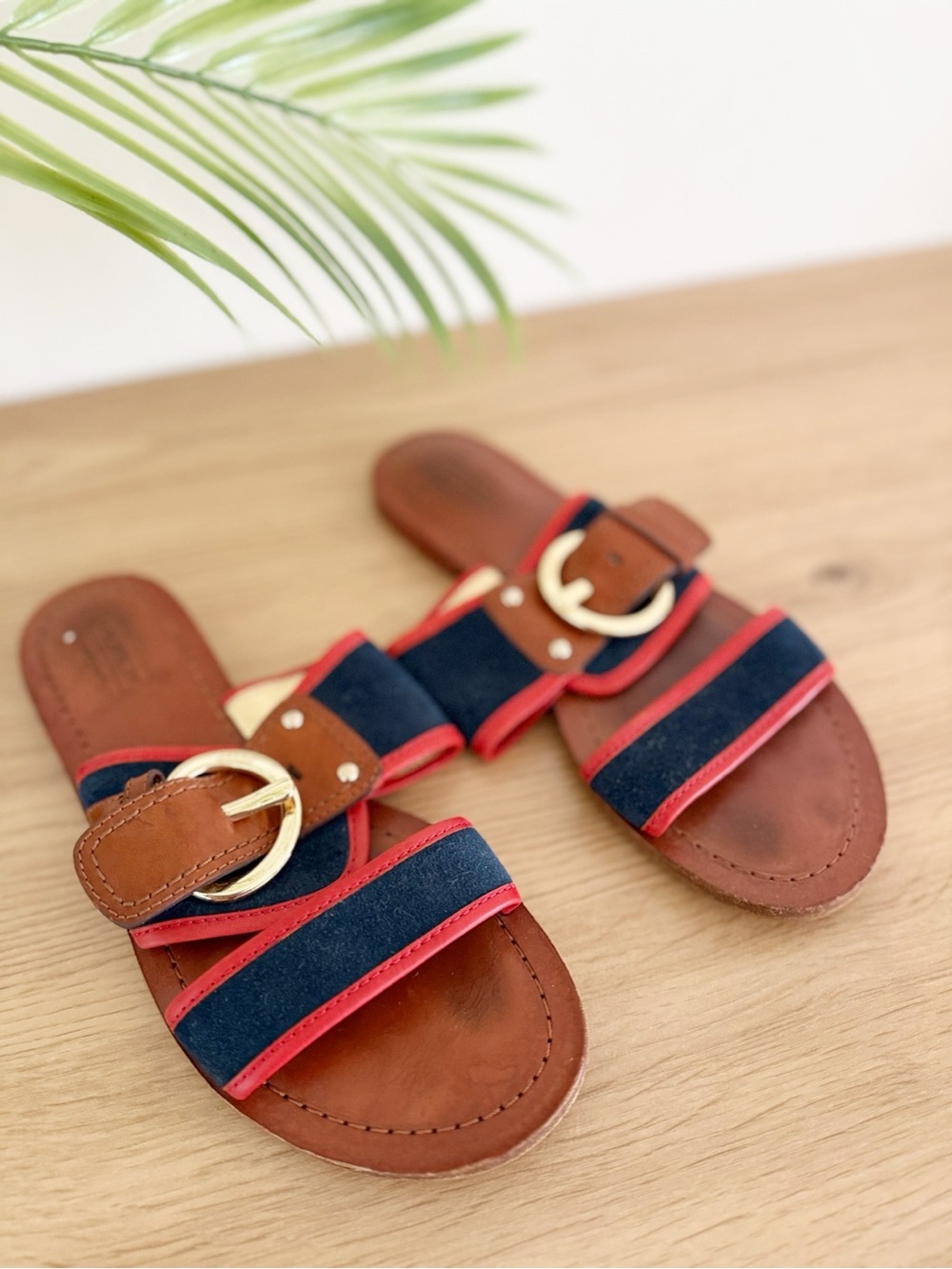 Coach Savannah Vachetta Leather Brown/Blue/Red Slide Sandals Size 5.5 - Picture 3 of 6